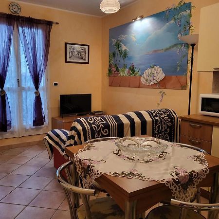 The Shell Apartment Bordighera Bagian luar foto